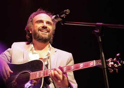 "رسائل حب من دمشق" إلى دبي لإياد الريماوي