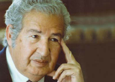 روزاليوسف تحتفل بمئوية ميلاد الصحفي والروائي إحسان عبد القدوس