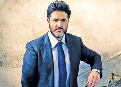 ملحم زين ينتهي من تسجيل أغاني ألبومه الجديد