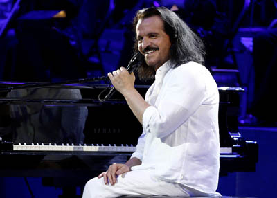 "يانى" .. الموسيقار اليوناني العالمي في حفل ضخم بالسعودية